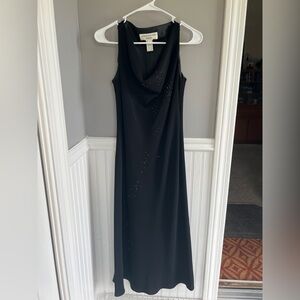 Chiffon sleeveless beaded dress